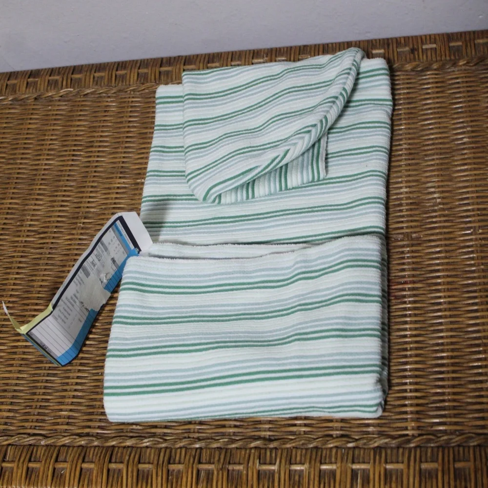 Williams Sonoma Hooded Wrap Towel – Green & Ivory Stripe